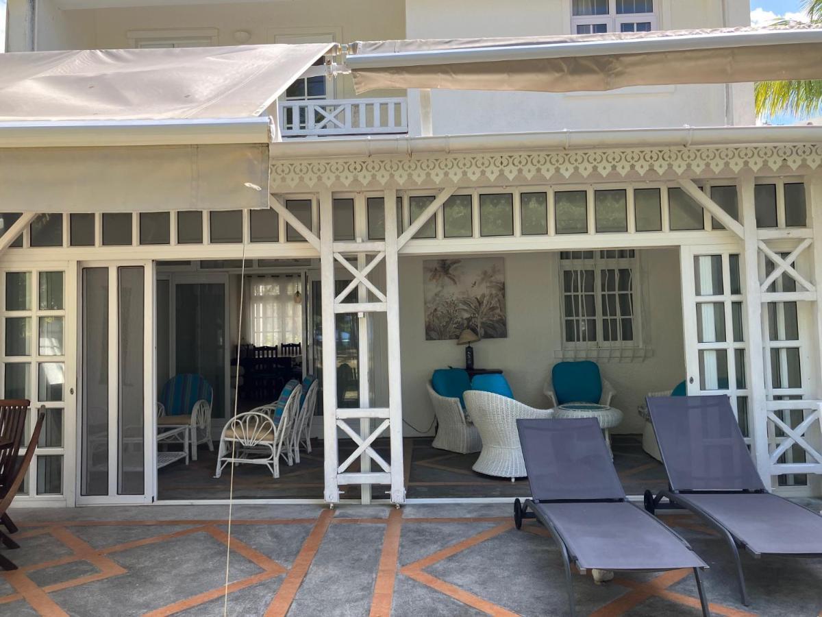 Fully Furnished Luxury Villa 3 Right On A Blue Ocean Belle Mare Exterior photo
